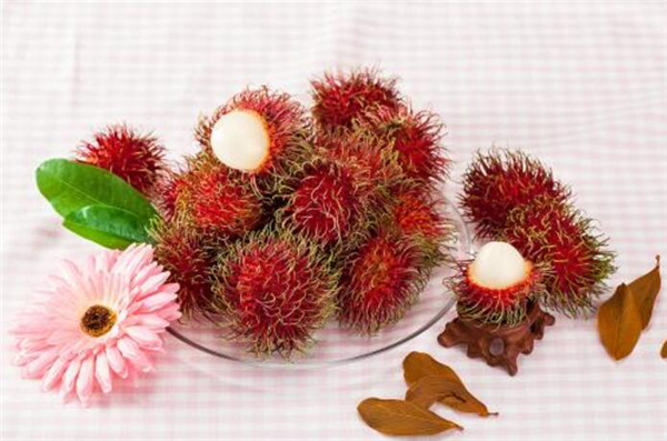 紅毛丹是什么水果，紅毛丹也叫毛荔枝