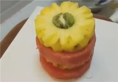 簡單水果蛋糕做法 制作簡單水果蛋糕(圖解)