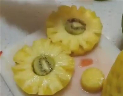 簡單水果蛋糕做法 制作簡單水果蛋糕(圖解)