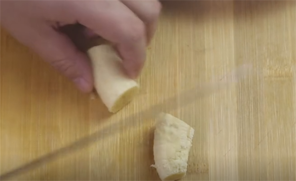 蝴蝶水果拼盤制作視頻 創意水果拼盤制成的動物