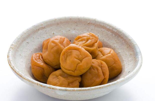 杏子和桃子的區(qū)別 青杏子可以吃嗎