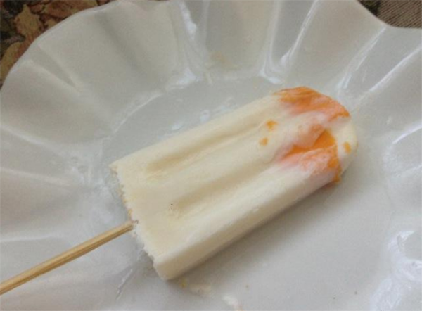 芒果怎么吃方便圖解 又方便又好看的吃芒果方式