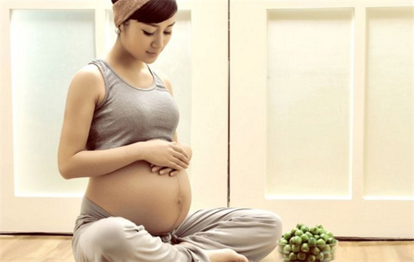 孕婦可以吃哈密瓜嗎,月經(jīng)可以吃哈密瓜不