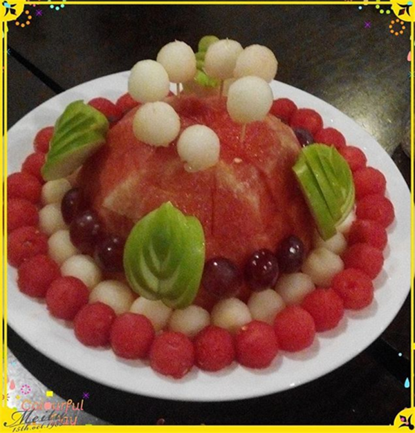 夏季西瓜的水果拼盤制作 西瓜是制作水果拼盤的法寶