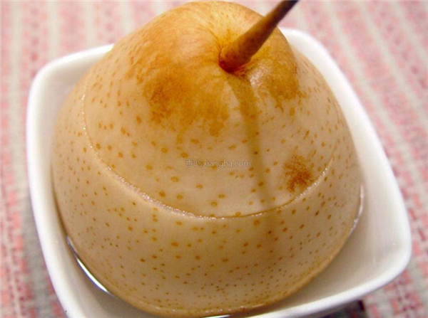 梨子皮能吃嗎 梨子皮營(yíng)養(yǎng)價(jià)值居然高過梨肉