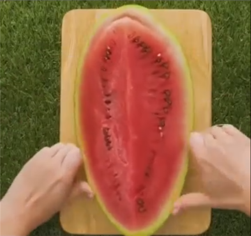 西瓜的正確吃法圖解 夏日各種水果最方便的吃法