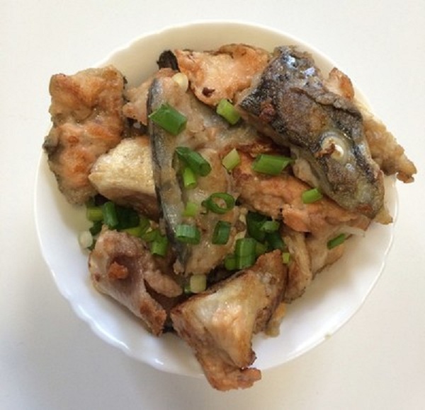 三文魚頭的做法，三文魚頭怎么吃好吃