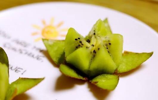 最簡單漂亮的水果拼盤，奇異果荷花水果拼盤圖片簡單好看