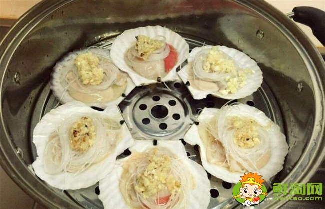 扇貝怎么洗干凈，扇貝肉怎么洗干凈(去除內臟用鹽水生粉唰一唰)