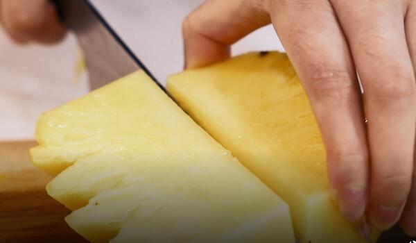 菠蘿怎么吃