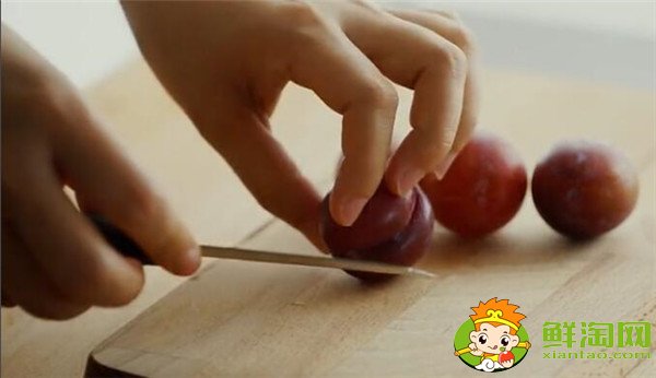 西梅怎么吃最通便，西梅泥治療寶寶便秘嗎