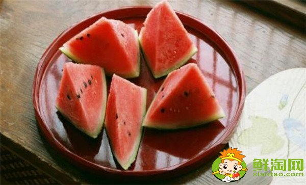 女性月經期能吃西瓜嗎，夏季月經期能吃西瓜嗎
