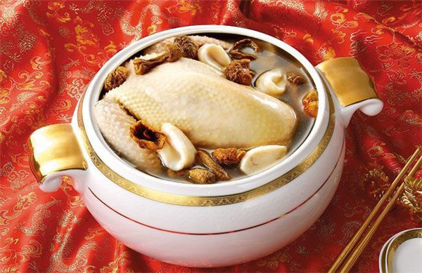 松茸怎么吃，松茸燉雞的做法