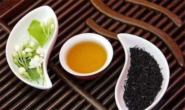 涼茶可以隔夜喝嗎，夏天花茶涼茶有哪些