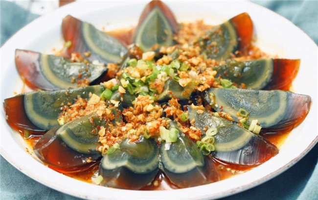 松花蛋的保質期是多久,松花蛋冷藏保質期多久