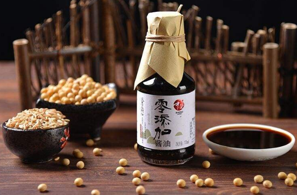 老抽生抽和醬油的區(qū)別，如何區(qū)別醬油生抽老抽是不是釀造的