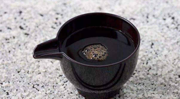 生抽和醬油的區(qū)別和用法，什么時(shí)候用醬油什么時(shí)候用生抽
