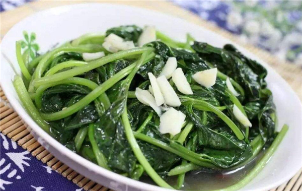 地瓜葉什么味道，地瓜葉和什么一起吃比較好