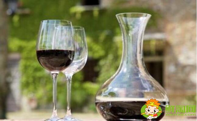 醒酒器怎么選擇，醒酒器什么形狀的好