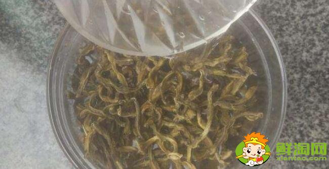 干豆角怎么曬干成綠色，曬干的干豆角可以放冰箱嗎
