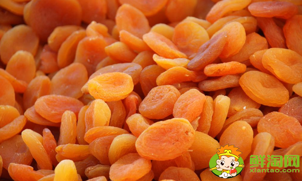 杏子有點酸可以怎么做，沒熟的杏子可以怎么用