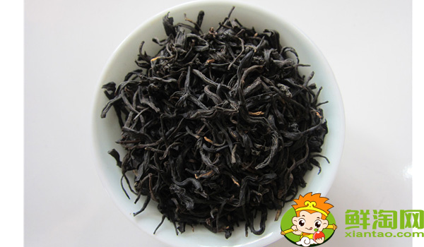 水仙大紅袍是一樣的嗎，大紅袍水仙肉桂哪個(gè)貴