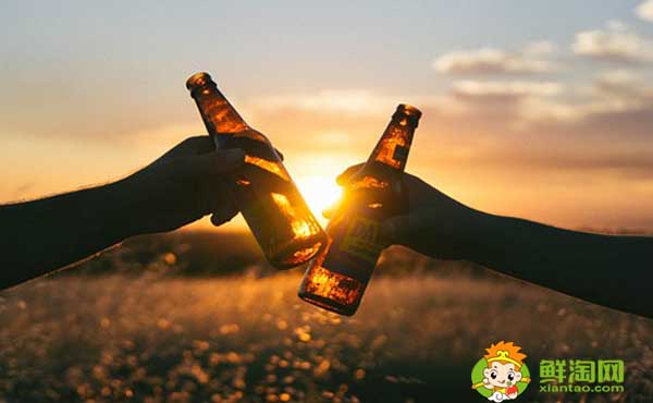 無(wú)醇啤酒哪個(gè)牌子好喝，尿酸高能喝無(wú)醇啤酒嗎