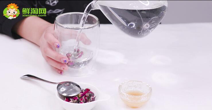 金邊干玫瑰花茶的泡法