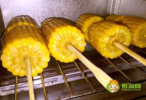 烤箱烤玉米為什么要裹錫紙，烤箱烤玉米刷什么油