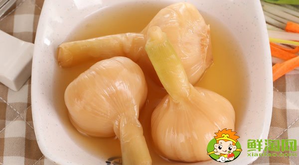 男人為何不能生吃大蒜，生吃大蒜的功效與作用