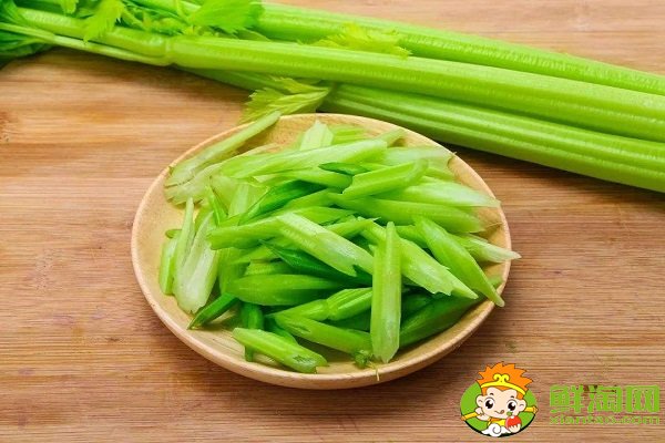 為什么有些人喜歡吃芹菜,今年的芹菜為什么便宜了