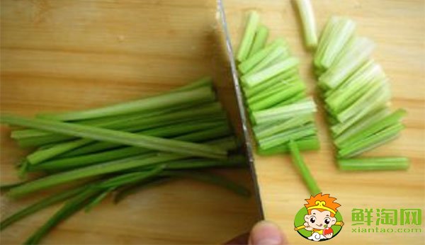 芹菜怎么摘洗，芹菜怎么洗怎么切