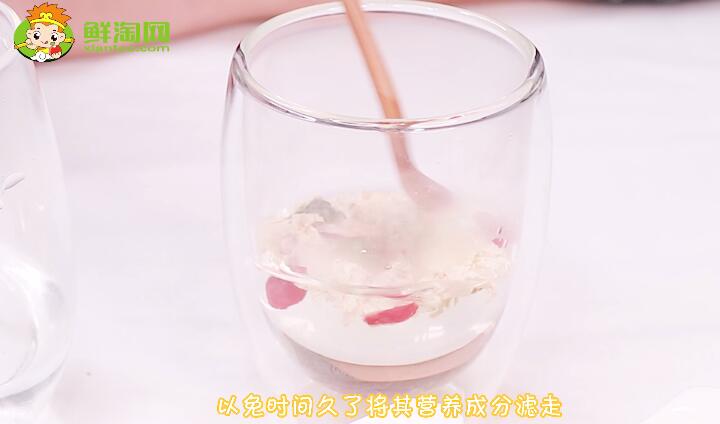 貢菊花能跟枸杞泡水嗎