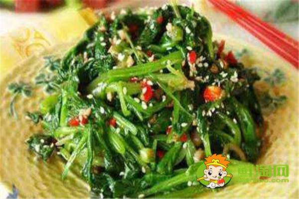 菠菜涼拌怎么好吃，菠菜涼拌要焯水多長時間才行