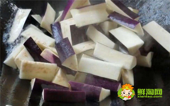 茄子焯水后用過涼水嗎,茄子焯水能防止變色嗎