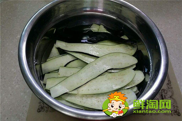 茄子為什么要泡水，茄子硬的好還是軟的好