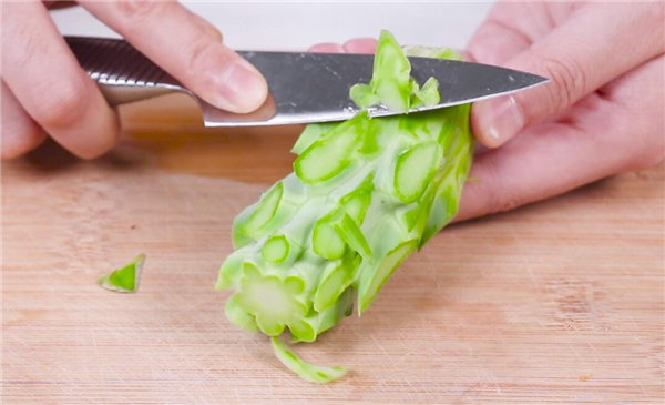 西蘭花和根部怎么處理