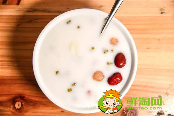椰奶是椰汁加牛奶嗎,椰青可以和牛奶混合嗎