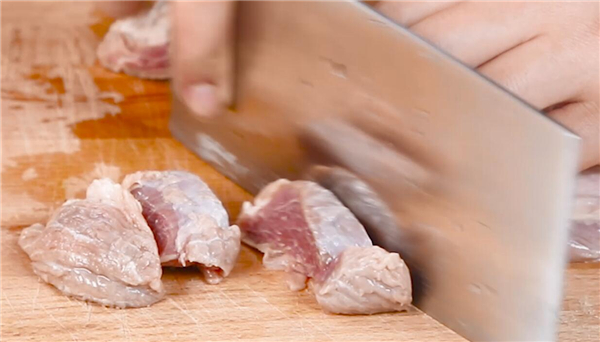 牛肉怎么燉好吃又爛
