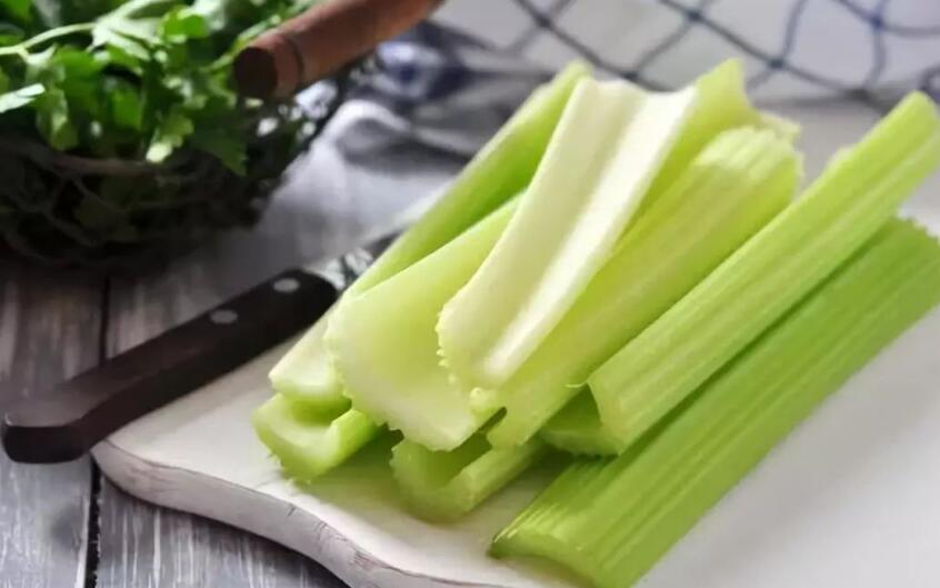 西芹是寒性蔬菜嗎