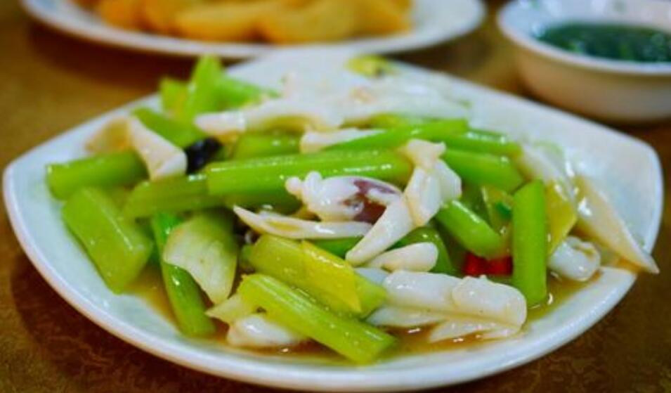 西芹是寒性蔬菜嗎