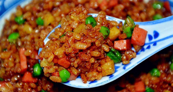 醬油炒飯生抽還是老抽