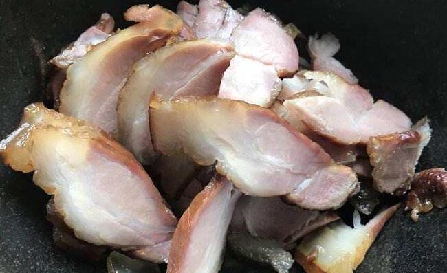 臘肉怎么吃前怎么處理方法,臘肉怎么做好吃又簡單