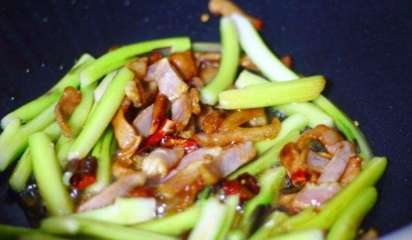 臘肉炒什么好吃