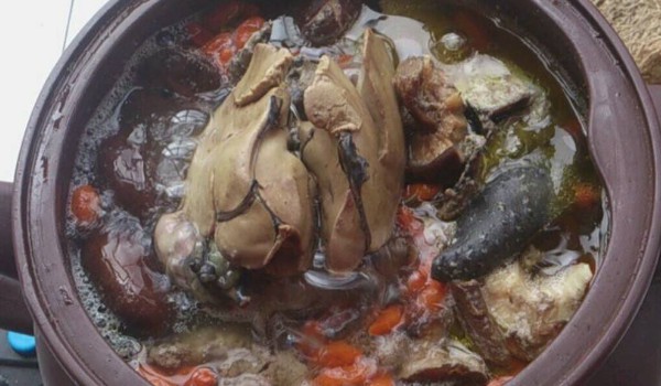 烏雞湯怎么燉好喝又營養(yǎng)