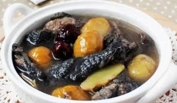 烏雞湯怎么燉好喝又營養(yǎng)