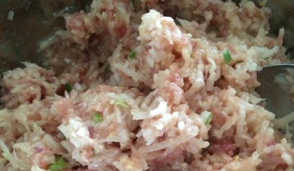羊肉餡餃子怎么調餡