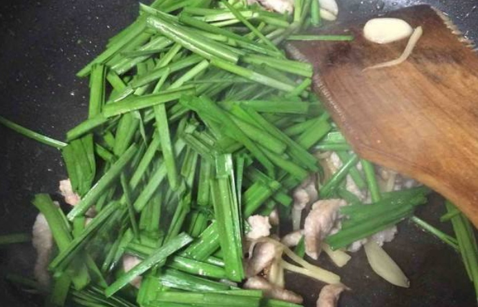 韭菜怎么炒不會焉