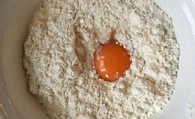 蛋餅用什么面粉