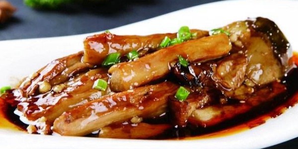 家常紅燒茄子的切法與做法